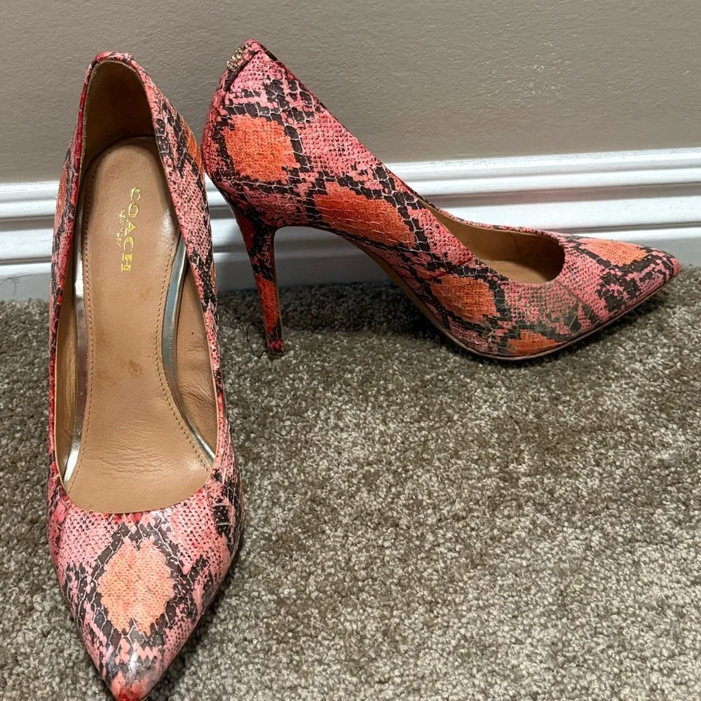 Coach Two Tones Orange and Pink Snakeskin Women's Heels - Picture 4 of 7